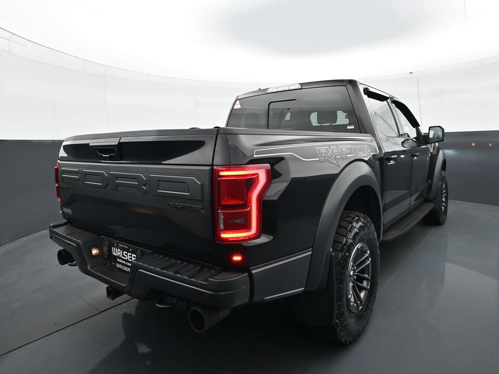 Used 2020 Ford F150 Raptor w/ Equipment Group 802A Luxury AWD/4WD image 6