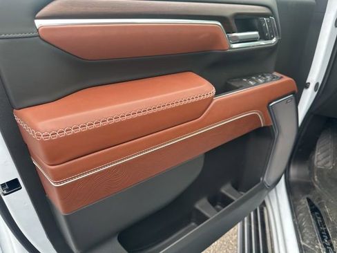 New 2026 GMC Sierra 2500 Denali Ultimate image 12