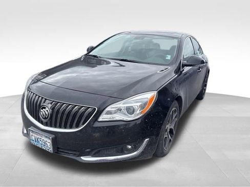 Used 2017 Buick Regal Sport Touring FWD image 8