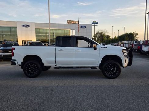 Used 2019 Chevrolet Silverado 1500 RST w/ True North Edition AWD/4WD image 14