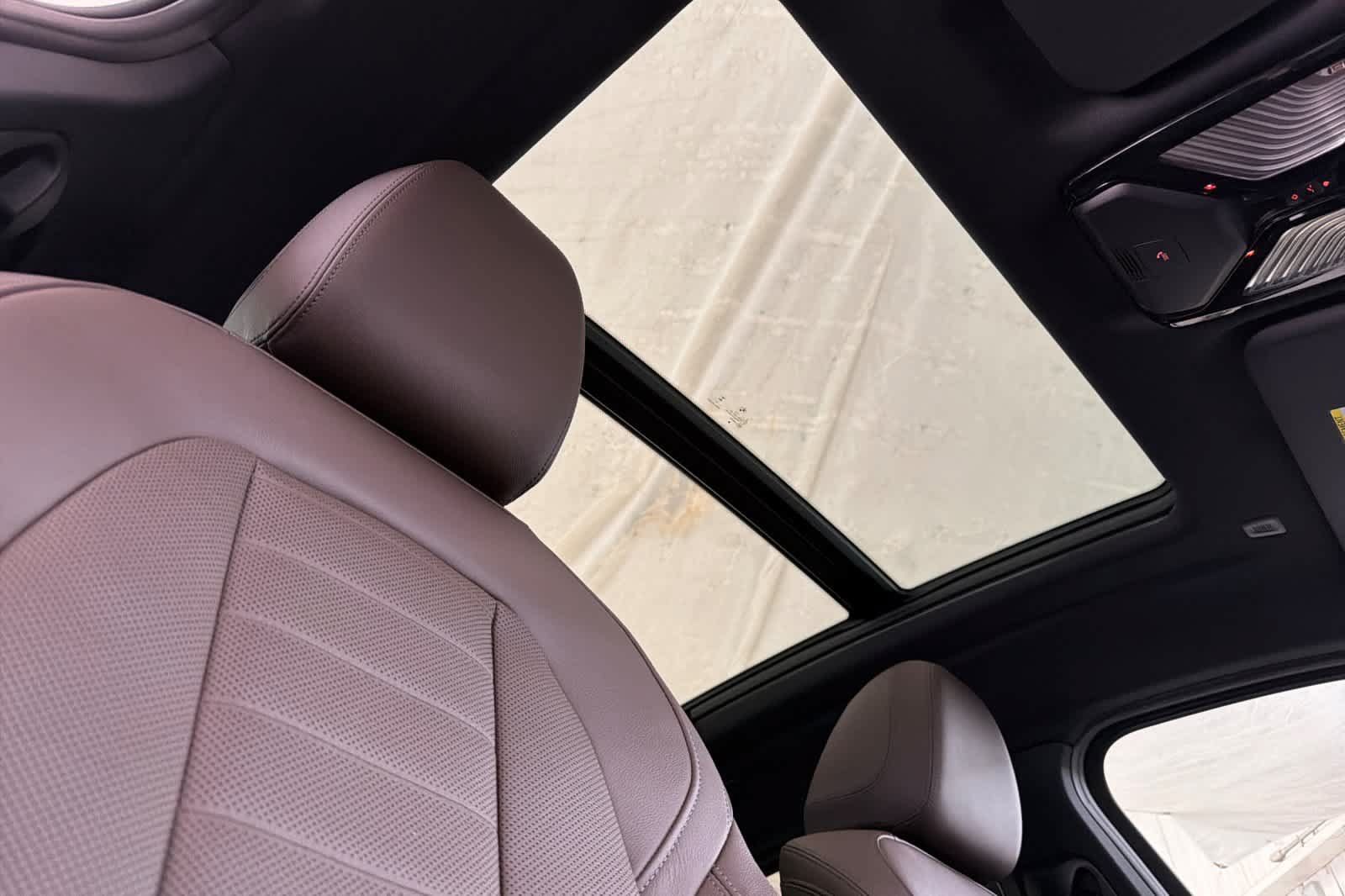 Used 2025 BMW X4 M40i AWD/4WD image 17