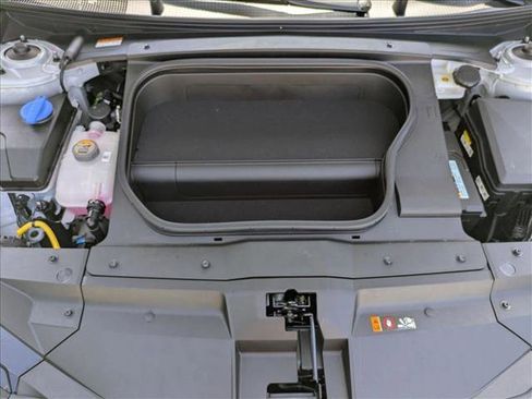Used 2025 Hyundai Ioniq 6 SEL RWD image 23