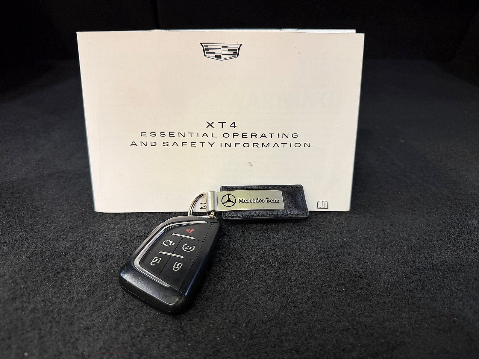 Used 2025 Cadillac XT4 Premium Luxury AWD/4WD image 25