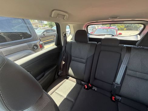 Used 2025 Nissan Rogue SV FWD image 41