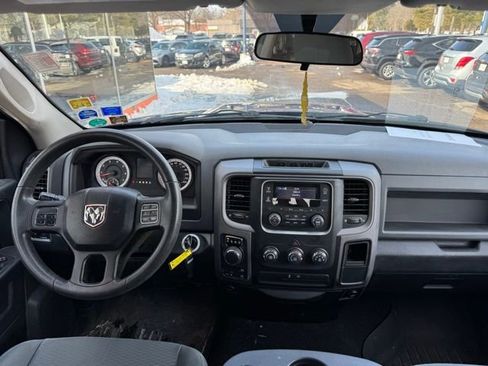 Used 2014 RAM 1500 Express AWD/4WD image 17