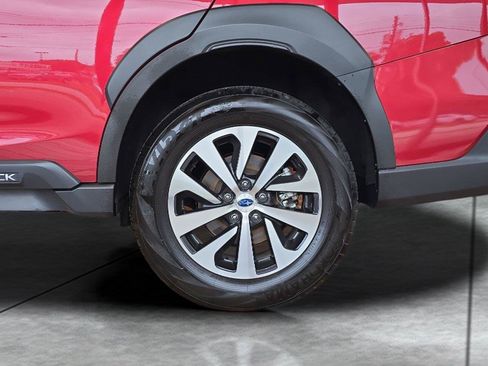Used 2024 Subaru Outback Premium AWD/4WD image 31