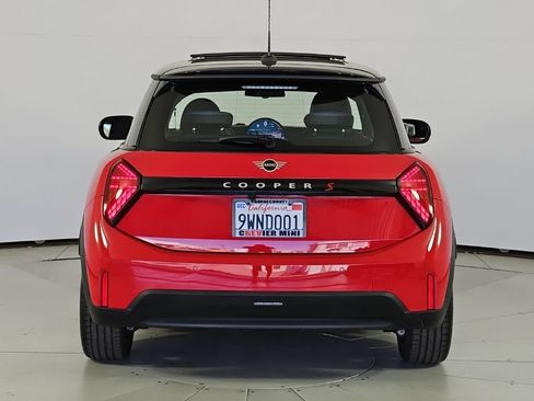 Used 2026 MINI Cooper S FWD image 8