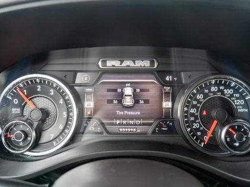 Used 2022 RAM 1500 Big Horn AWD/4WD image 25