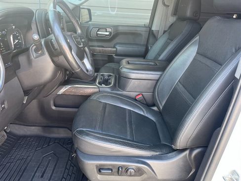 Used 2021 GMC Sierra 1500 Denali w/ Denali Ultimate Package AWD/4WD image 8