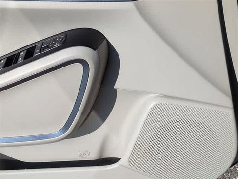 Used 2024 Kia Soul EX image 33