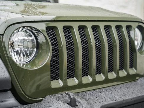 Used 2022 Jeep Wrangler Unlimited Sport image 19