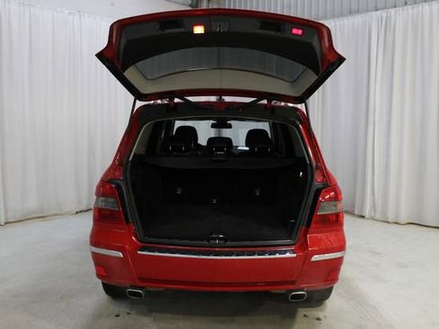 Used 2011 Mercedes-Benz GLK 350 4MATIC image 7