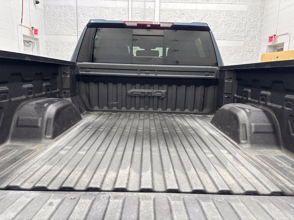 Used 2019 GMC Sierra 1500 AT4 w/ Off Road Performance Package AWD/4WD image 6