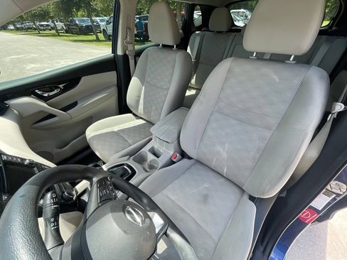 Used 2019 Nissan Rogue Sport SV FWD image 10