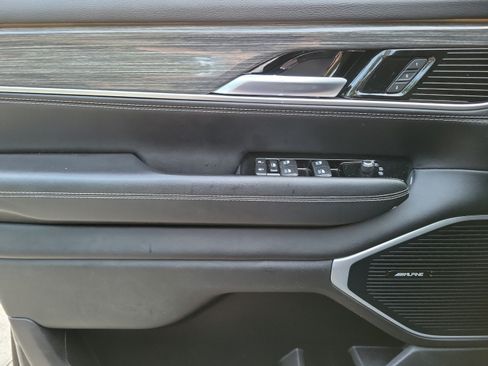 Used 2022 Jeep Wagoneer Series II w/ Premium Group I RWD image 12