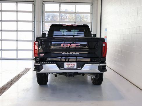 New 2025 GMC Sierra 2500 SLT w/ SLT Convenience Package image 9