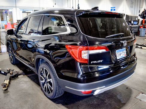 Used 2019 Honda Pilot Touring image 6