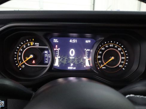 Used 2025 Jeep Gladiator Rubicon image 16