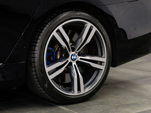 Used 2018 BMW M760i xDrive AWD/4WD image 77