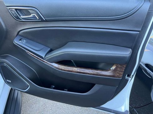 Used 2017 Chevrolet Tahoe LT AWD/4WD image 28