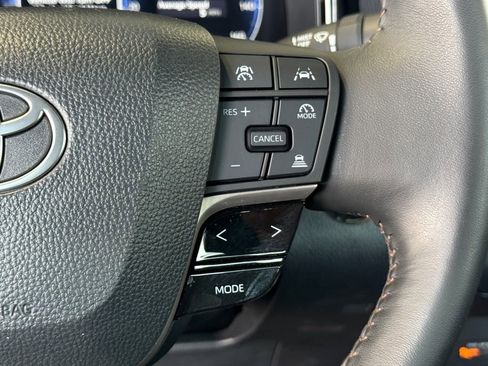 Certified 2025 Toyota Camry XLE image 25