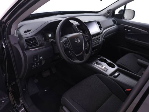 Used 2023 Honda Ridgeline Sport image 3