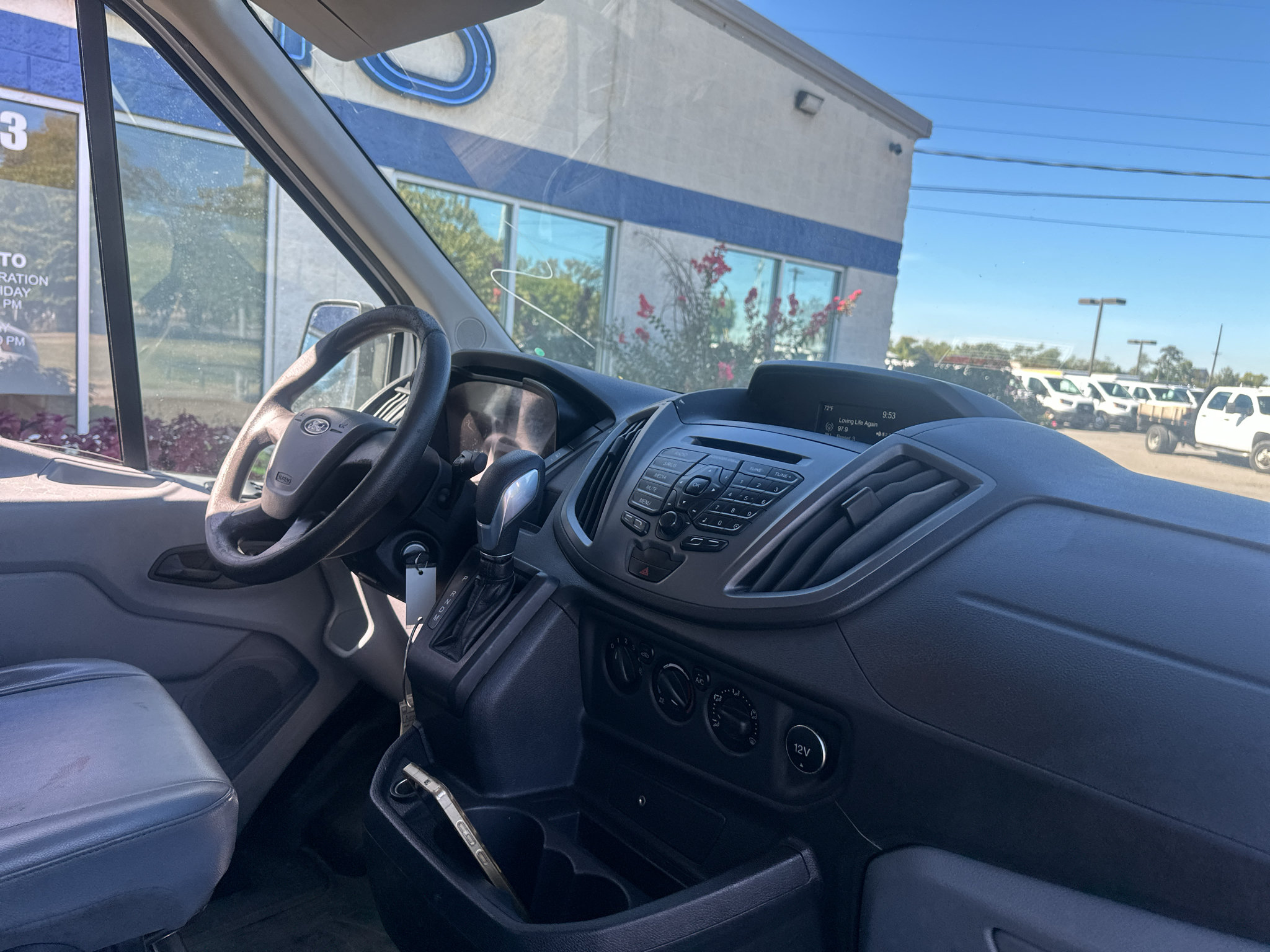 Used 2019 Ford Transit 150 148 Medium Roof RWD image 11