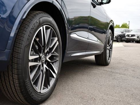 Certified 2026 Acura MDX SH-AWD w/ Advance Package image 9