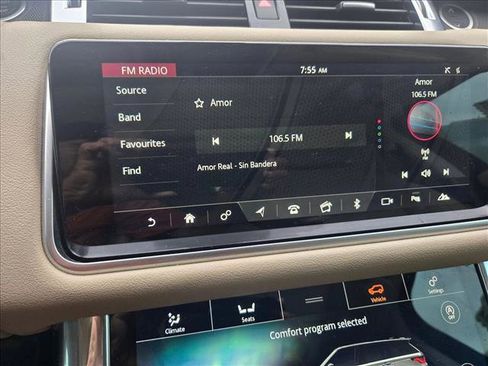 Used 2021 Land Rover Range Rover Sport HSE Silver Edition image 12