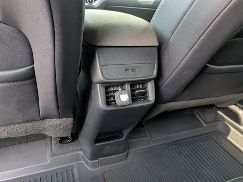 Used 2026 Chevrolet Equinox LT w/ Convenience Package II FWD image 27