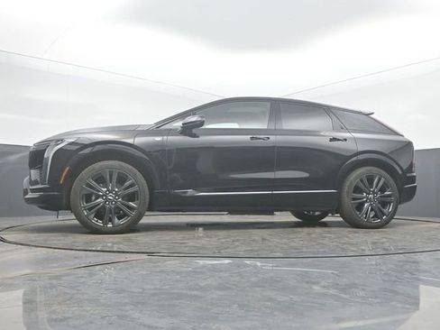 New 2026 Cadillac Optiq Sport 2 w/ LPO, Floor Liner Package image 47