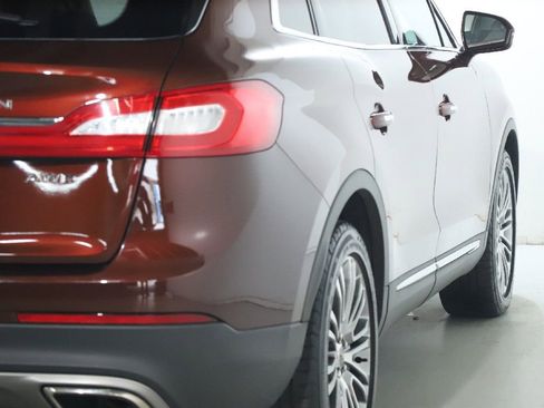 Used 2016 Lincoln MKX Reserve w/ Driver Assistance Package AWD/4WD image 47