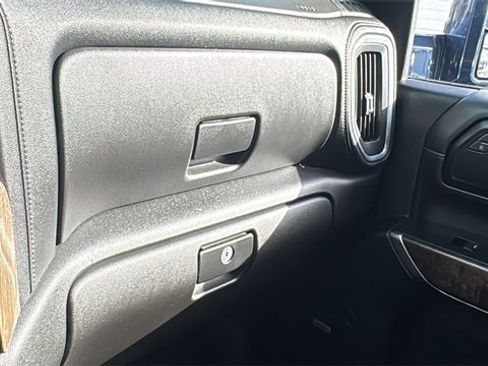 Used 2021 Chevrolet Silverado 3500 High Country w/ Technology Package image 31