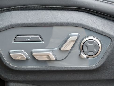 Certified 2024 Kia EV9 GT-Line AWD/4WD image 20