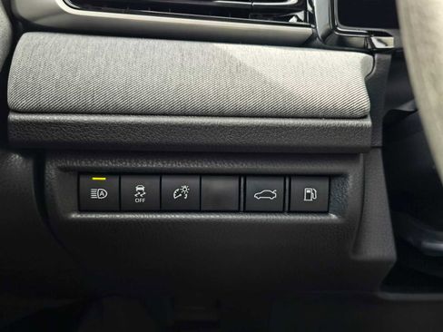 Used 2026 Toyota Camry LE image 28