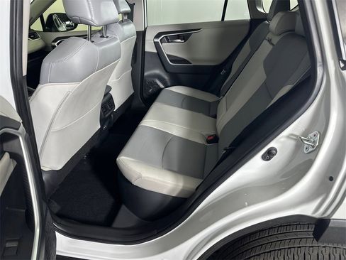 Used 2023 Toyota RAV4 Limited image 21