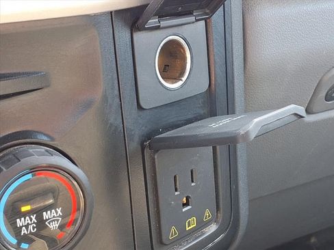 Used 2024 Ford F250 XLT w/ FX4 Off-Road Package image 8