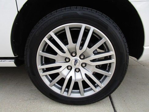 Used 2022 Ford Expedition Max Platinum AWD/4WD image 10