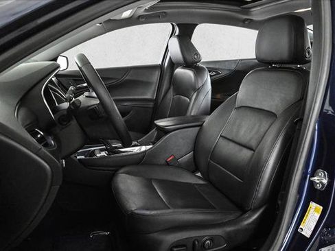 Used 2020 Chevrolet Malibu Premier image 17