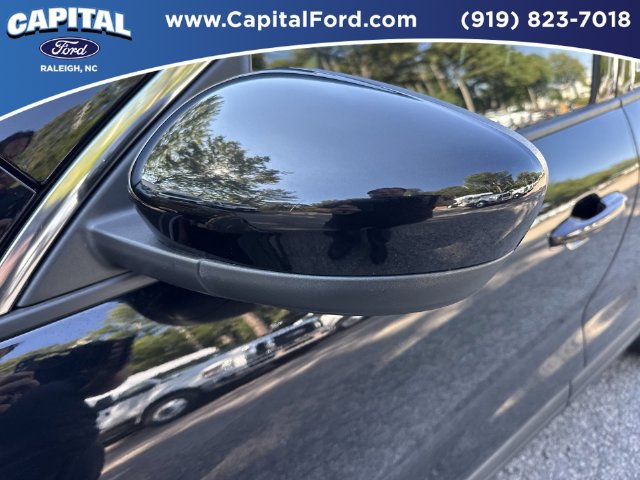 Certified 2022 Ford Escape SEL FWD image 12