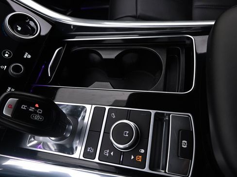 Used 2022 Land Rover Range Rover Sport HSE Silver Edition image 29