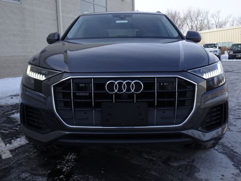 Used 2019 Audi Q8 Prestige w/ Luxury Package image 9
