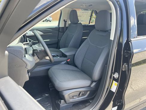 New 2026 Ford Explorer Active RWD image 14