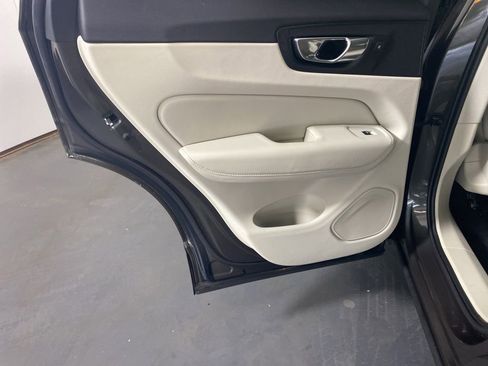 Used 2018 Volvo XC60 T6 Inscription w/ Luxury Seat Package AWD/4WD image 26