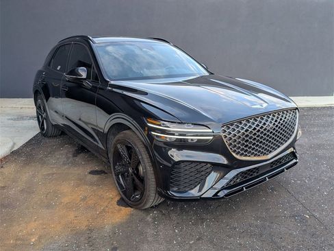 Used 2025 Genesis GV70 3.5T Sport w/ Sport Advanced Package image 8