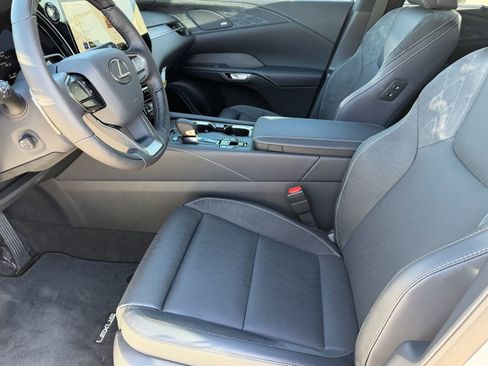 New 2026 Lexus RX 450h AWD image 21