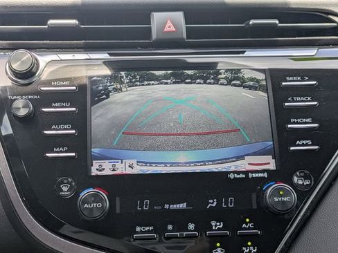 Used 2019 Toyota Camry LE w/ Sunroof Package FWD image 21