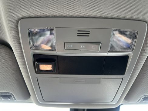 Used 2021 Toyota Tacoma SR5 RWD image 21