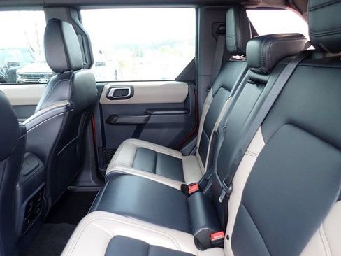 Used 2024 Ford Bronco Wildtrak AWD/4WD image 19