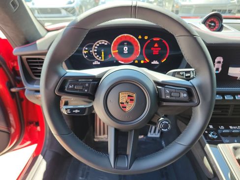 Certified 2026 Porsche 911 GT3 RWD image 36